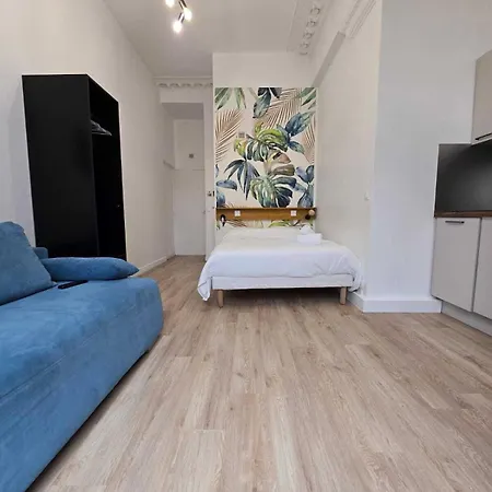 Studio Opera Apartment