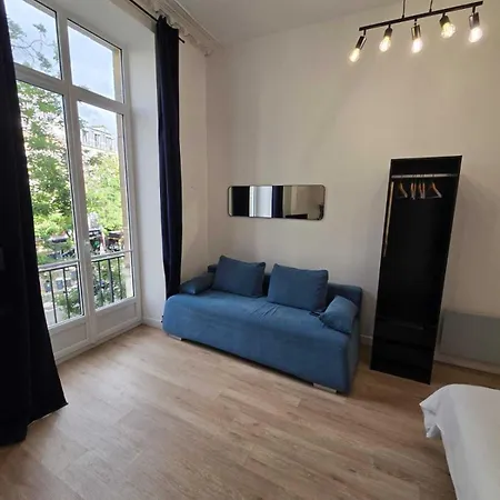 Apartment Studio Opera